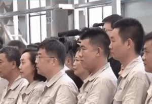 一习话·迈向“十五五”｜“把发展经济的着力点放在实体经济上”