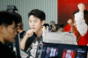 货不对板？ 李佳琦被指双11清库存，“所有女生”又失望了