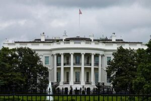 美最高法院：特朗普政府可继续暂扣食品援助金