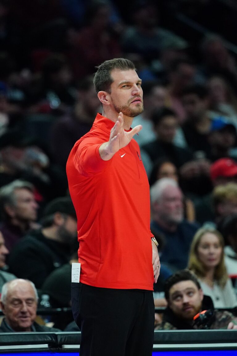 跑不动了？斯普利特：令人沮丧的是对面用我们擅长的方式赢了我们