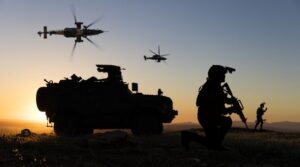 军事晚报AI速递：今日军事热点一览 丨2025年11月13日