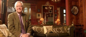 英国老贵族全球征婚：年龄不超40+能管城堡+会开飞机+能生儿子… 网友：一年5万糊弄鬼呢！