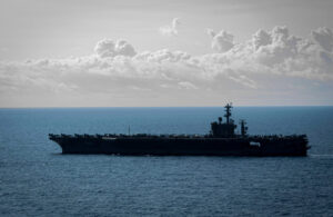 “尼米兹”前脚刚走，“华盛顿”号后脚跟进南海