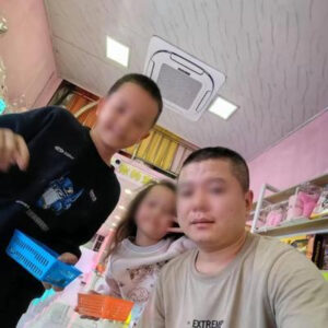 男子诱骗子女喝农药致死被判死刑