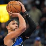 魔术主帅：萨格斯的伤势正在好转 今天他进行了一些轻度对抗训练