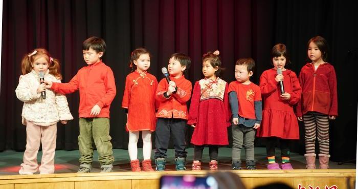 中文为桥 多国新生代同台贺新春