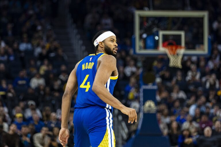 已连续缺席10场！科尔：摩西·穆迪预计今天打独行侠复出！