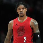 5个失误！凯莱布·乐福半场11中6拿到14分4板3助 三分2中0