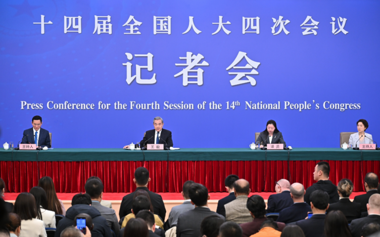 今年是中美关系“大年”，有三件事情很重要